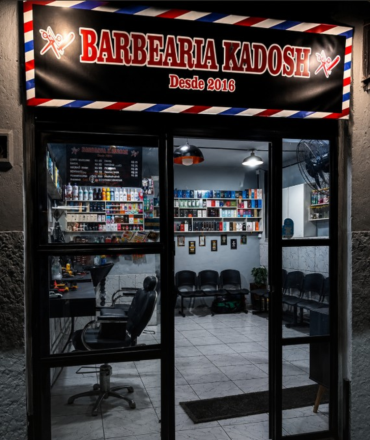 Fachada da Barbearia Kadosh